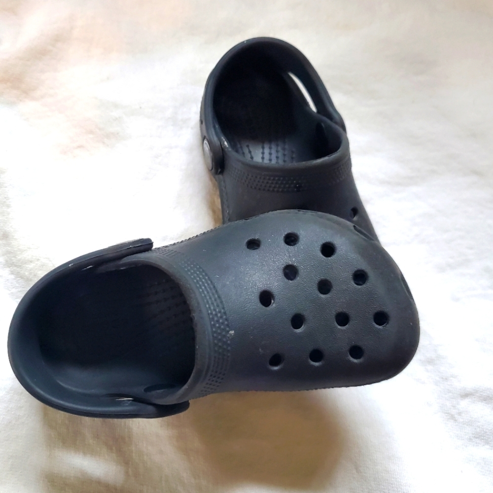 Toddler size 8c Crocs